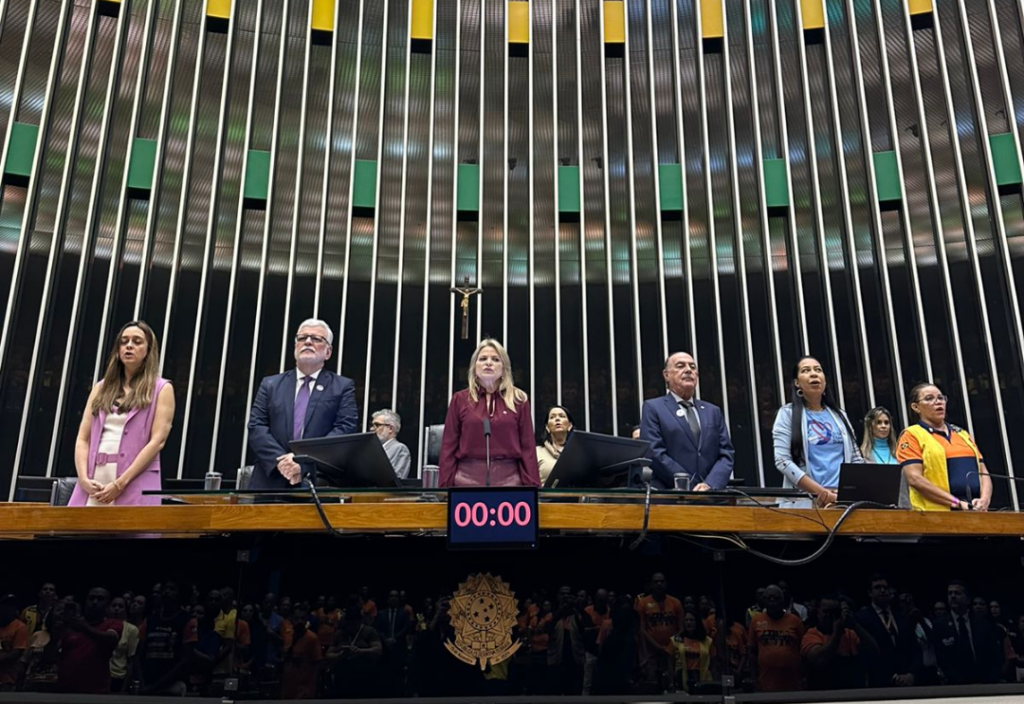 Sessão solene na Câmara dos Deputados comemora o Dia Mundial do Diabetes